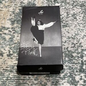 LEO'S Women's Sz  8Tap Shoes Black